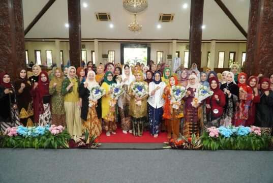 IWAPI Lamongan Gelar Lomba Berkebaya
