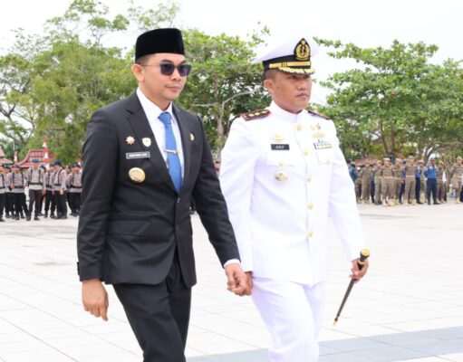 Bupati Andi Rudi Latif Ikuti Ziarah Makam Pahlawan Peringati Harkitnas dan Proklamasi ALRI Divisi IV Kalimantan