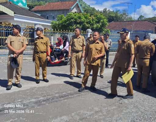 Monitoring Perbaikan Jalan, Plt.Bupati Tulungagung Pastikan Pembangunan Infrastruktur Tetap Berjalan