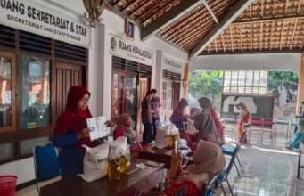 Pemdes Pucungkidul Salurkan Bantuan Pangan 2026 kepada 441 KPM
