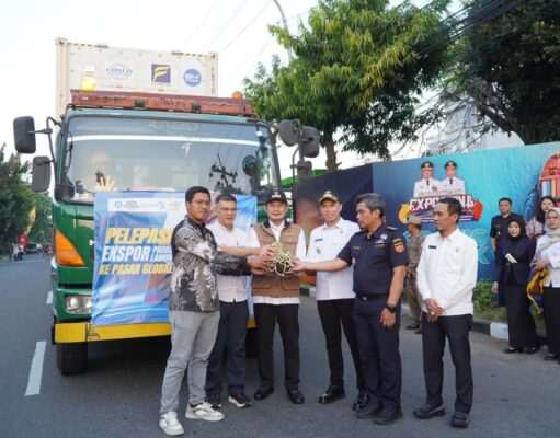Bupati Yes Lepas Produk Ekspor Asal Lamongan