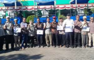 Bupati Lamongan Serahkan Ratusan Alsintan Modern, DKPP Perkuat Posisi sebagai Lumbung Pangan Nasional