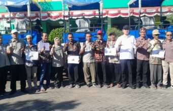 Bupati Lamongan Serahkan Ratusan Alsintan Modern, DKPP Perkuat Posisi sebagai Lumbung Pangan Nasional