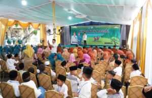 Ratusan Anak Lamongan Ikuti Khitan Massal