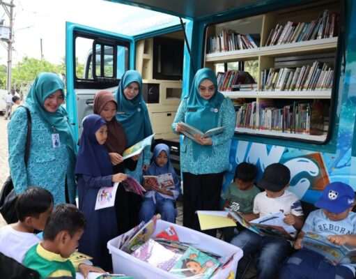 Perpustakaan Keliling Meriahkan Penilaian PAAREDI di Mantewe, Bunda Literasi Tanah Bumbu Dorong Budaya Baca Sejak Dini