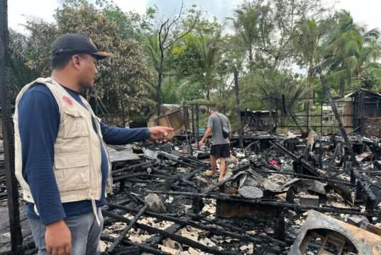 BPBD Tanah Bumbu Salurkan Bantuan Korban Musibah Kebakaran Pemukiman