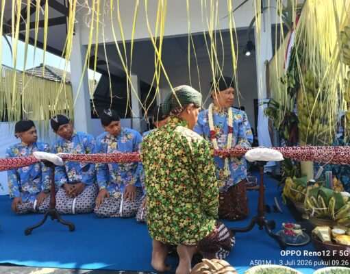 Pemkab Tulungagung Gelar Jamasan Tumbak Pusaka Kiai Upas, Plt Ahmad Baharudin : Jaga Tradisi Budaya Warisan Leluhur