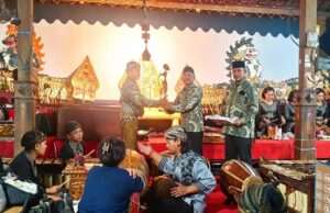 Wahyu Kamulyan Jadikan Kemeriahan Pagelaran Wayang Kulit Bersih Desa Pojok