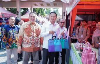 Bupati Yes Minta Adopsi Inovasi Biopori KKN di Lamongan