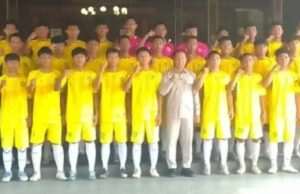 Lepas Perseta U-17 di Piala Soeratin 2026, Plt. Bupati Tulungagung Tekankan Mentalitas Pejuang dan Kemandirian
