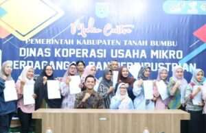 19 Pelaku Usaha Mikro Terima Sertifikat Halal, Perkuat Daya Saing Produk Lokal
