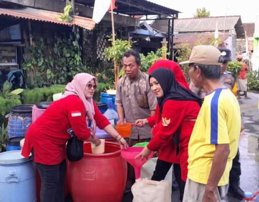 LSM Cakrawala Keadilan Selalu Ada Bagi Masyarakat Yang Membutuhkan, Salurkan Bantuan Air Bersih Dampak Kekeringan