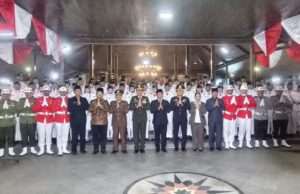 Plt Bupati Tulungagung Kukuhkan 77 Paskibraka, Siap Kibarkan Bendera Merah Putih