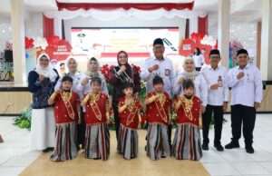 Sembilan Puluh Regu Gerak Jalan Semangat Meriahkan Kemerdekaan
