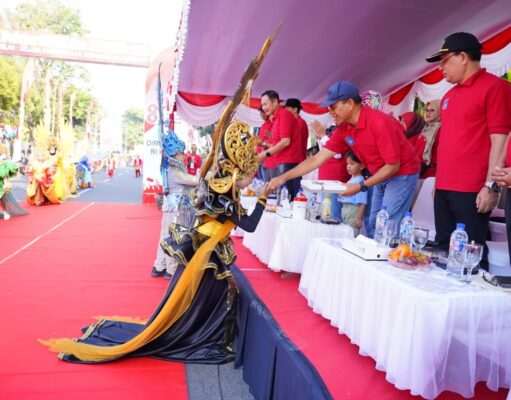 Karnaval Pelajar Semarakkan Hari Kemerdekaan di Lamongan
