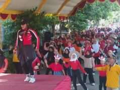 Jalan Sehat Semarakan HUT RI ke-81 Pemdes Jeruk
