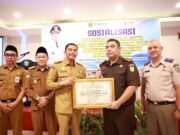 Bupati Andi Rudi Latif Buka Sosialisasi Regulasi Aset Desa, Tegaskan Pentingnya Pengelolaan Aset Tanah Desa yang Tertib, Aman, dan Sah Secara Hukum