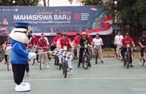 Launching Green Campus Bike Hingga Tirakatan, UIN SATU Tulungagung Meriahkan HUT RI ke-81