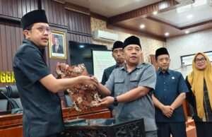 DPRD Trenggalek Gas Tiga Agenda Paripurna, Dua Raperda Disahkan hingga APBD Perubahan Dikebut