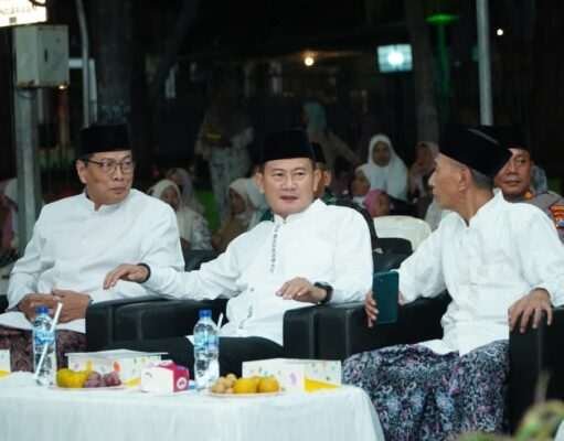 Peringati Maulid Nabi Muhammad SAW di Masjid Agung Lamongan, Bupati Ajak Teladani Akhlak Rasulullah