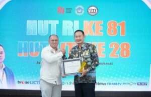 Moment HUT IJTI Pantura Raya, Bupati Lamongan Raih Penghargaan