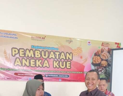 Disperindag Tulungagung Cetak 29 Pelaku IKM Kue Melalui Pelatihan DBHCHT