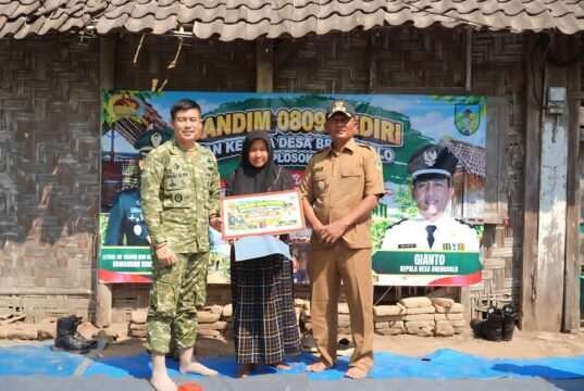 Tangis Haru Ibu Rohmiati, Dandim Kediri Wujudkan Rumah Layak huni di Hari Ulang Tahun Ke 81 TNI