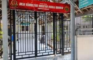 Pasien ODGJ Di Nganjuk Kabur Jebol Jeruji Kamar Mandi,Kabur 500 meter Sebelum diamankan Satpam