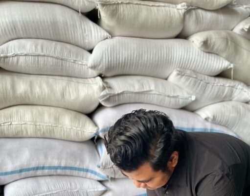 Bulog Bojonegoro Sumbang 84 Ribu Ton, Pengadaan Beras Nasional Lampaui Target