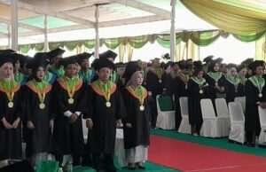 1.166 Mahasiswa di Wisuda, Inilah Amanah Rektor Unisla