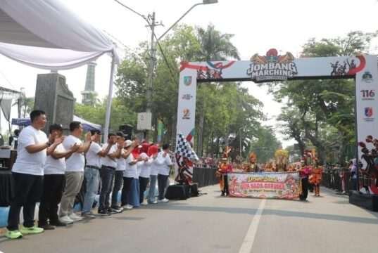 Jombang Marching Competition 2026 Pecahkan Suasana Jombang Fest, Ratusan Peserta Unjuk Prestasi di Hadapan Publik