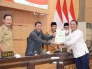 Rapat Paripurna, Penyampaian Pandangan Umum Fraksi tentang RAPBD Lamongan 2027