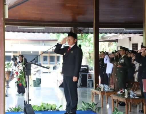 Plt Bupati Ahmad Baharudin Pimpin Upacara Hari Jadi ke-81 Jatim, Siap Dukung Pembangunan Nasional